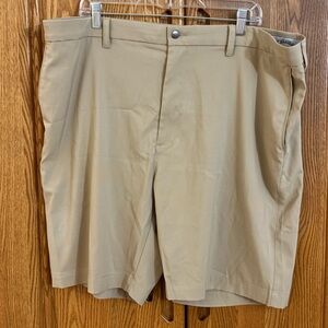Callaway Men's Khaki Golf Shorts